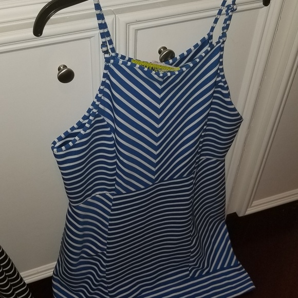 Two Gianni Bini dresses with tags! - Picture 2 of 3